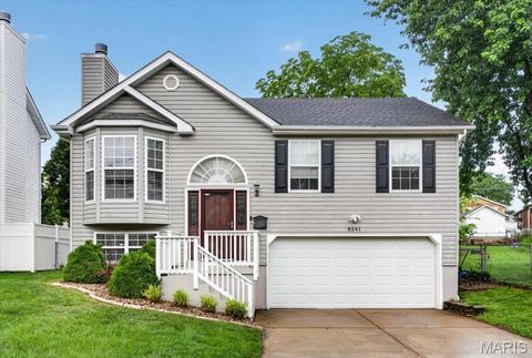 Photo of 8541 Kathleen Avenue, Unincorporated, MO 63123 (MLS # 26029103)