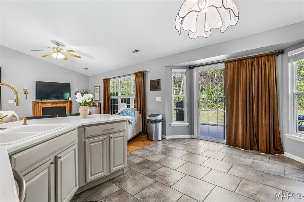 Hunter's Ridge - Residential