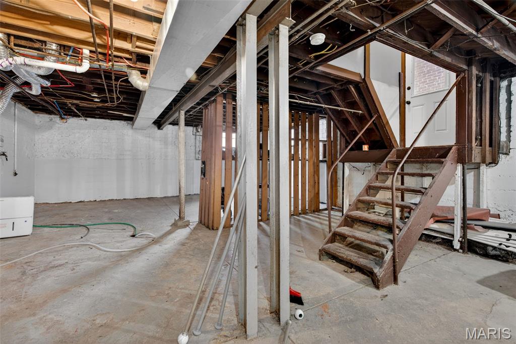 Crenshaws Add - Residential Income