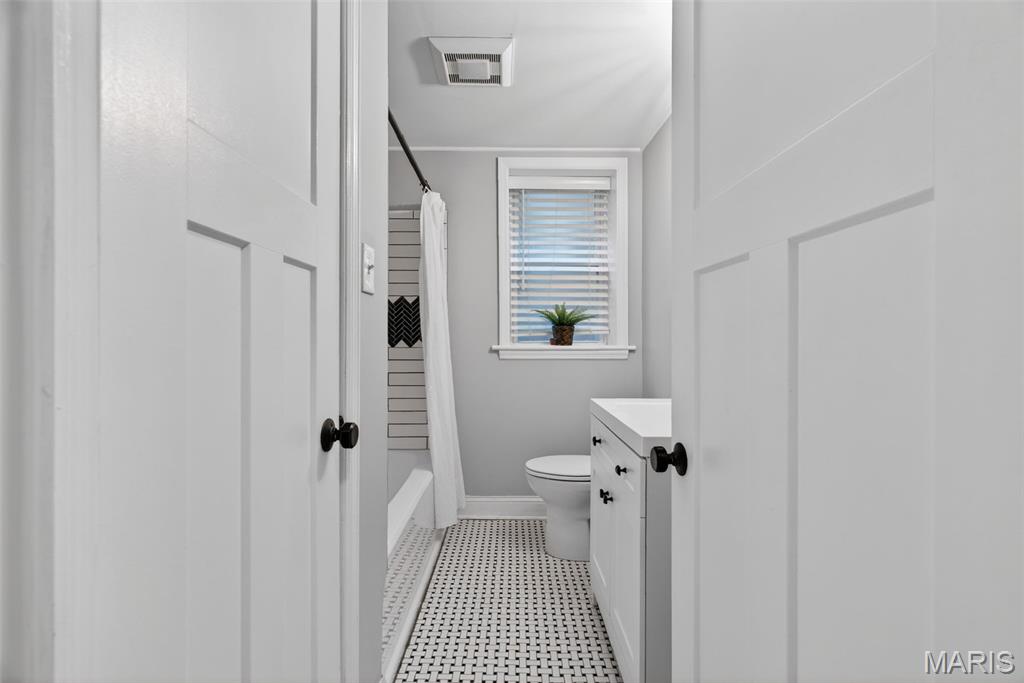 Crenshaws Add - Residential Income