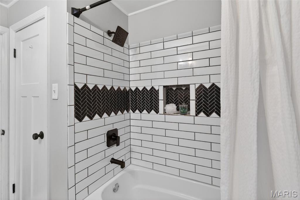 Crenshaws Add - Residential Income