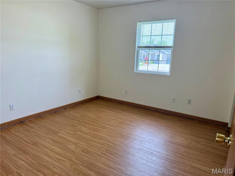 Tiny photo for 1201 W Locust Street, Bowling Green, MO 63334 (MLS # 26055167)