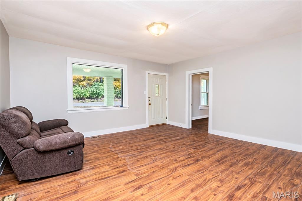 7000 Twin River Road