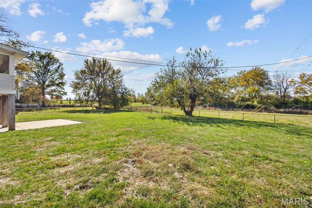 Photo of 36 Cloverdale Drive, St Charles, MO 63304 (MLS # 25073061)