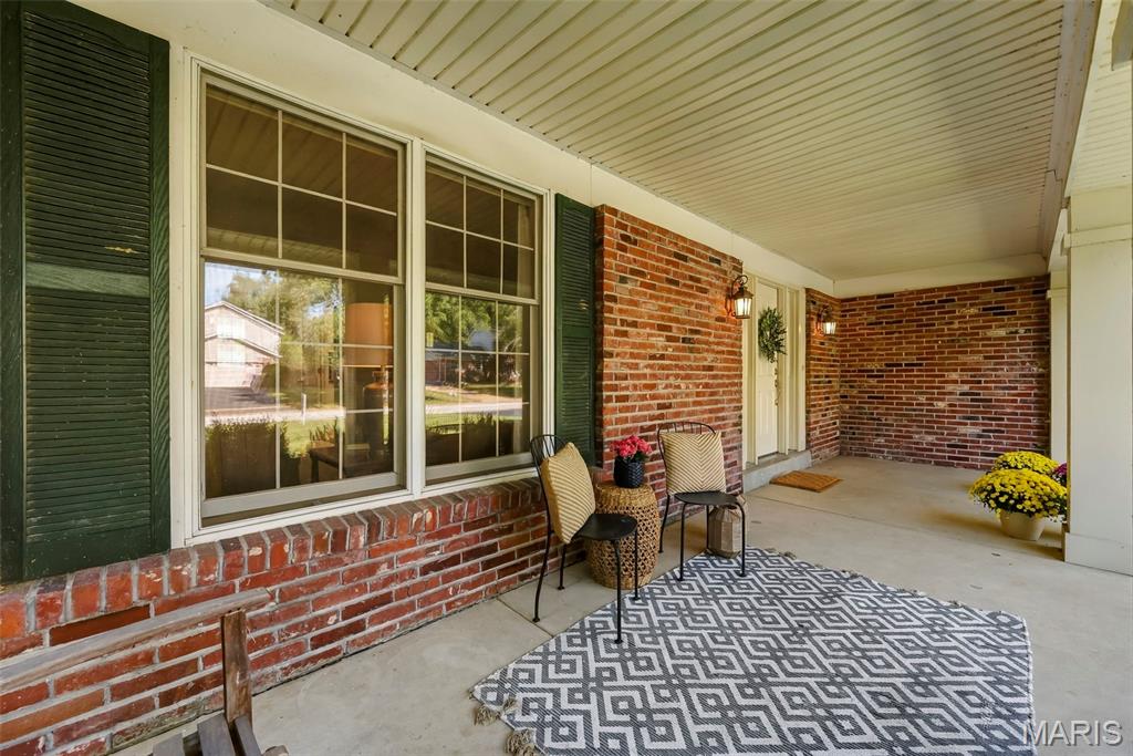 128 Country Creek Court