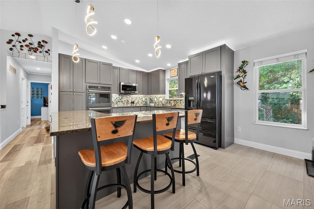 5404 Redbird Cove