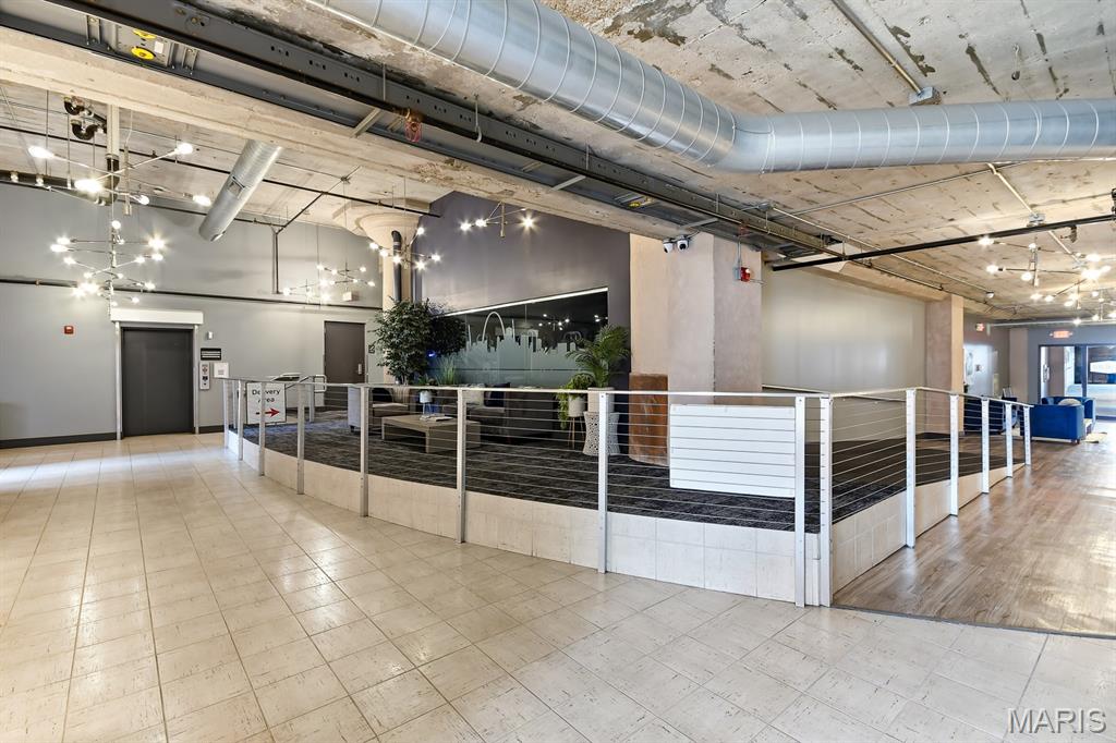 First Amendment/West End Lofts - Residential