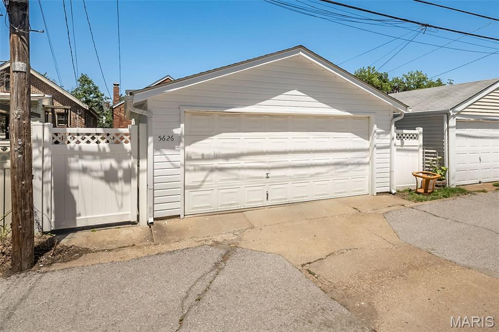 Twabrigs Add - Residential Lease