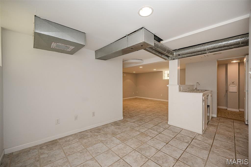 Twabrigs Add - Residential Lease