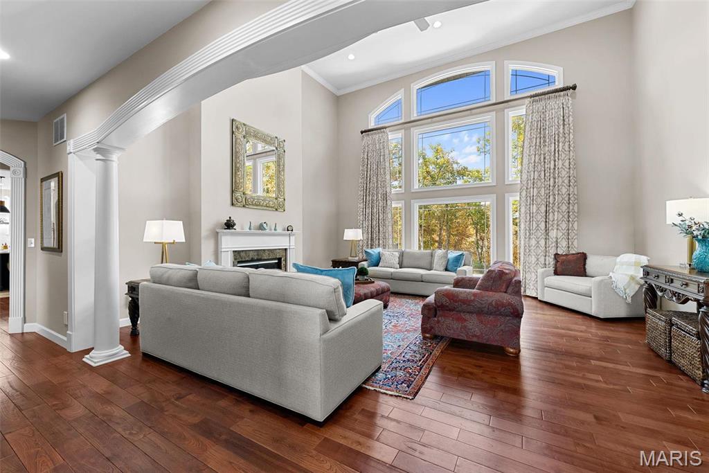 Crown Pointe Farms - Residential