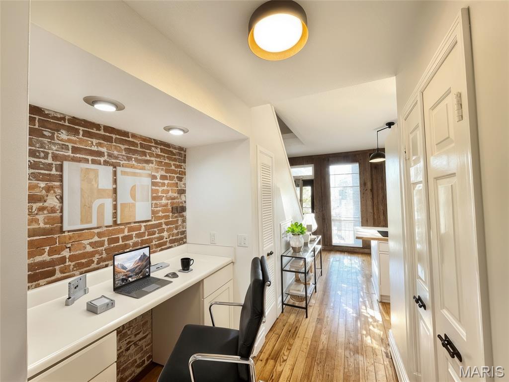 1110 Tamm Avenue 1110 -1112