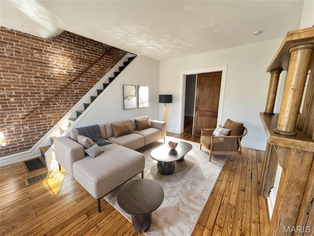 1110 Tamm Avenue 1110 -1112