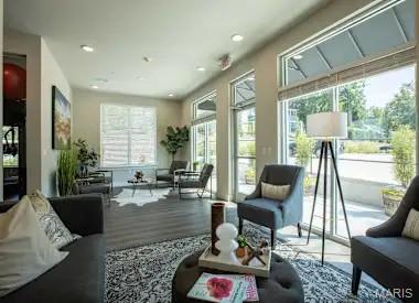 Photo of 226 E Lockwood Avenue #215, St Louis, MO 63119 (MLS # 26057530)