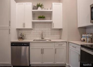 Tiny photo for 226 E Lockwood Avenue #215, St Louis, MO 63119 (MLS # 26057530)