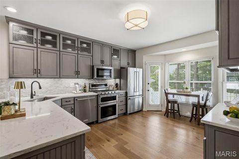 Tiny photo for 1131 Hawken Place, Webster Groves, MO 63119 (MLS # 26018667)