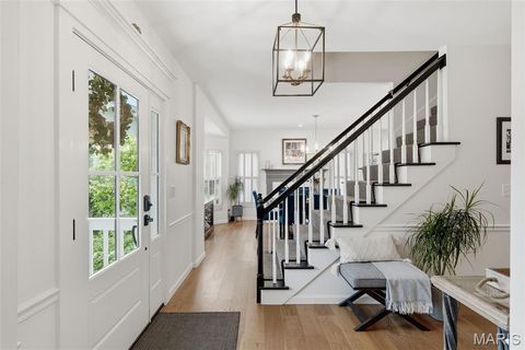 Tiny photo for 1131 Hawken Place, Webster Groves, MO 63119 (MLS # 26018667)