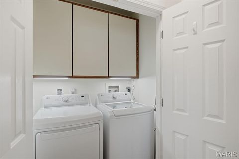 Tiny photo for 1131 Hawken Place, Webster Groves, MO 63119 (MLS # 26018667)