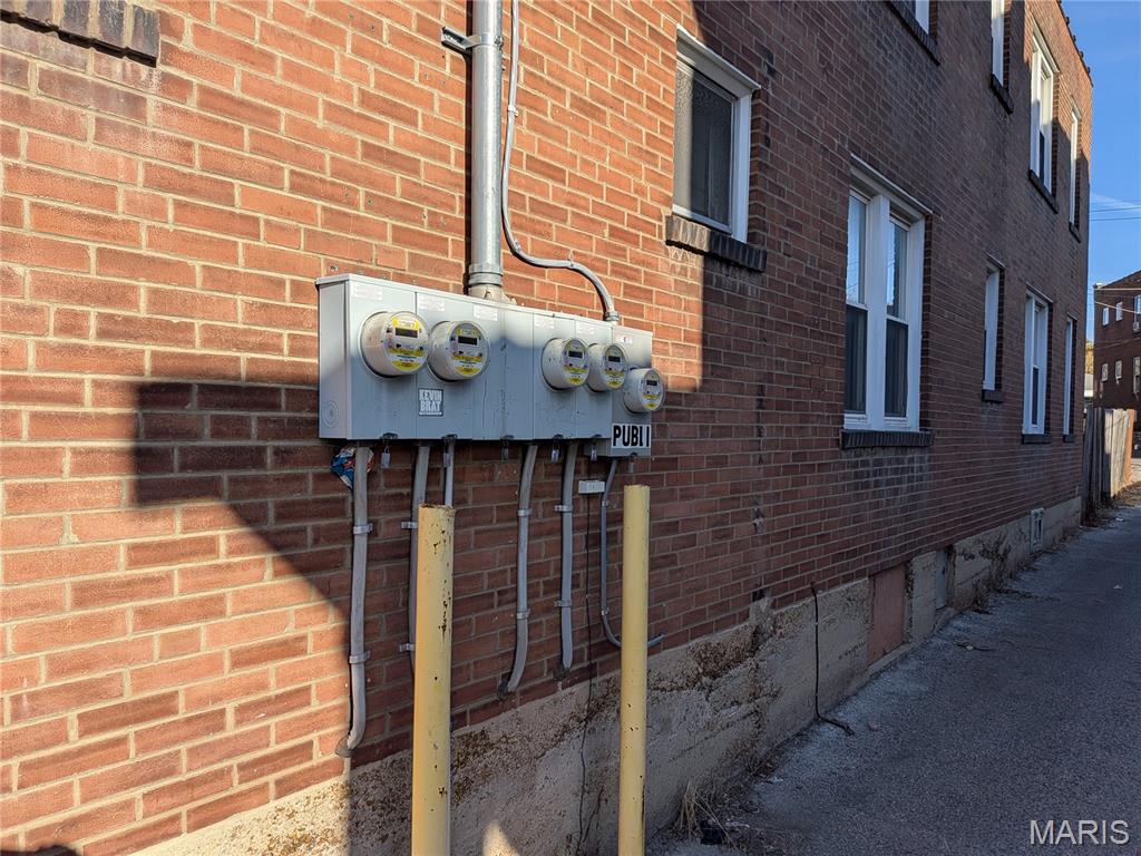 Grand Gravois Park - Residential Income