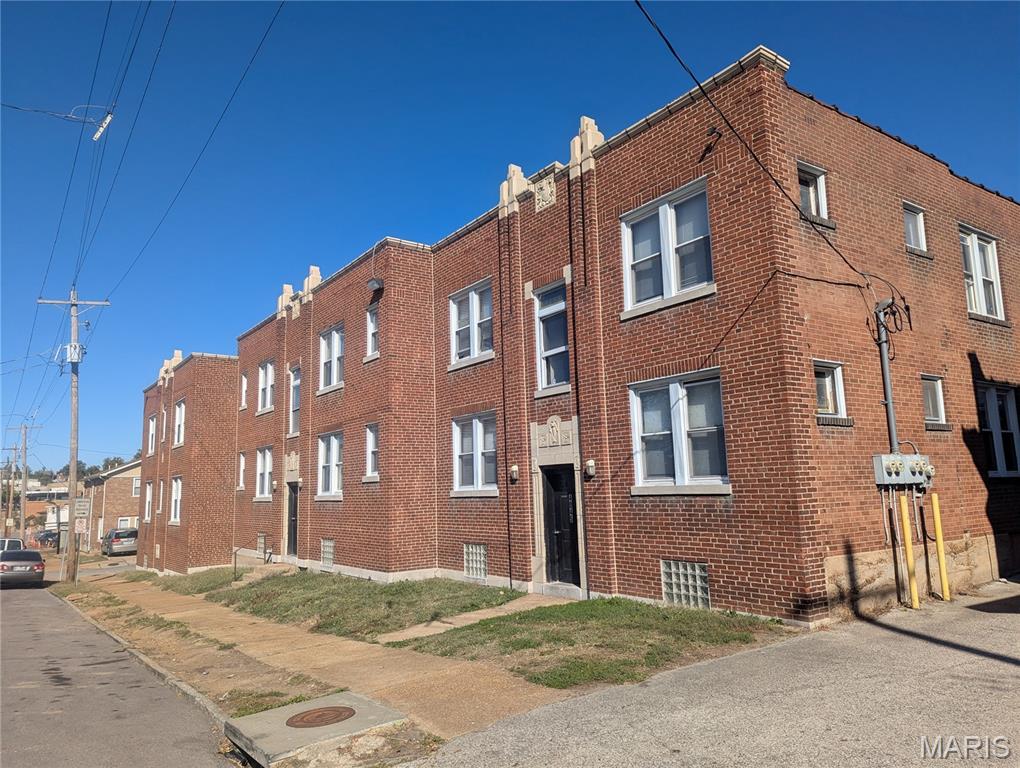 Grand Gravois Park - Residential Income