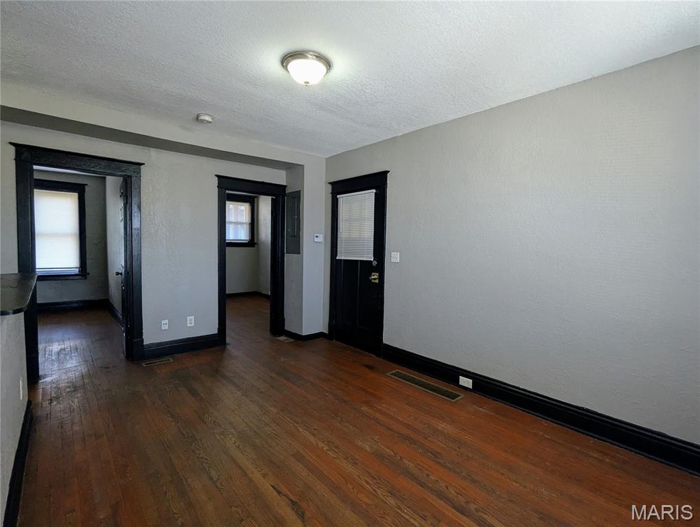 Grand Gravois Park - Residential Income