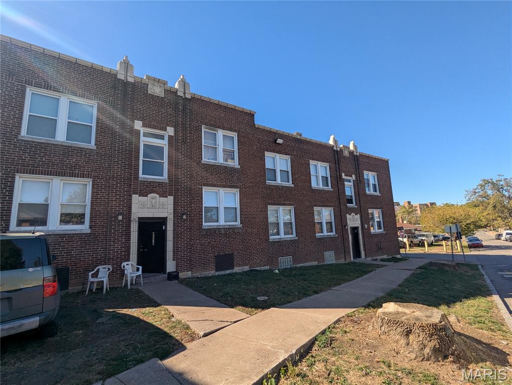 Grand Gravois Park - Residential Income