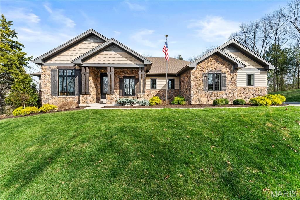 Photo of 3946 Autumn Farms Drive, Wildwood, MO 63069 (MLS # 26015192)