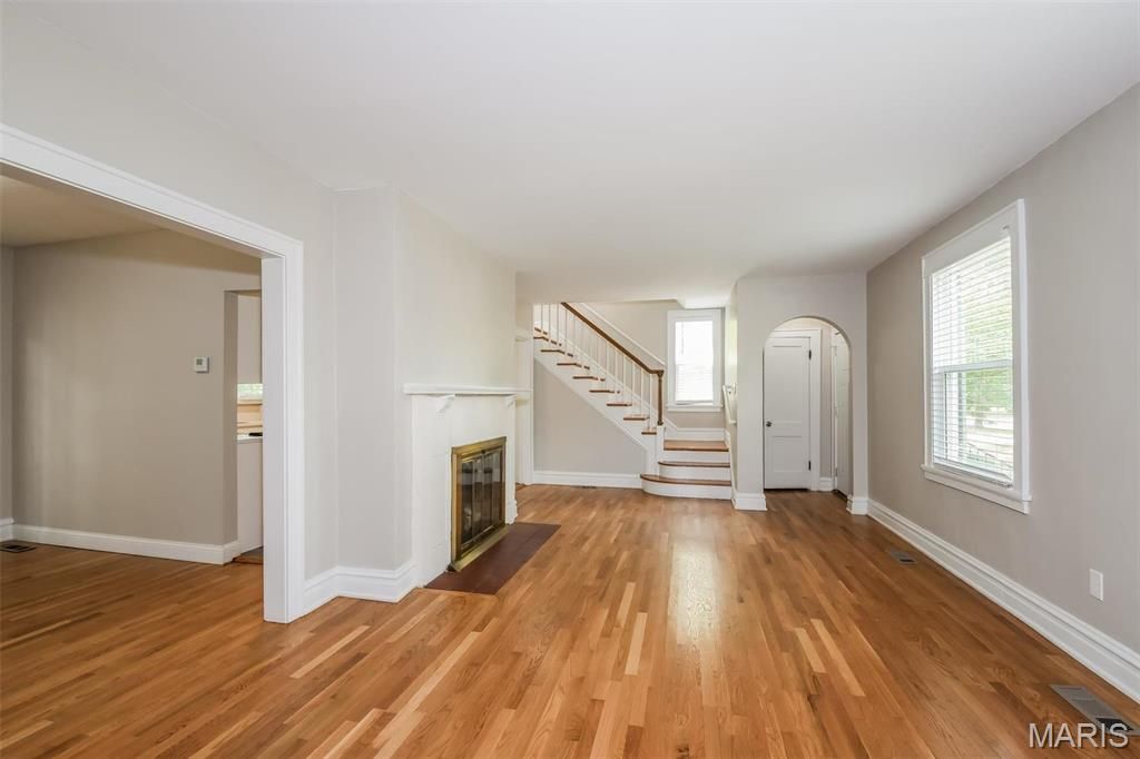 Photo of 224 W Mississippi Avenue W, Crystal City, MO 63019 (MLS # 25073607)