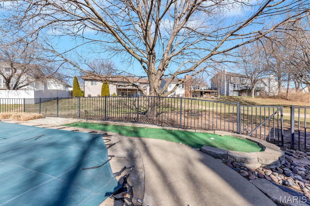 Huntington Park 1st Edit - Residential