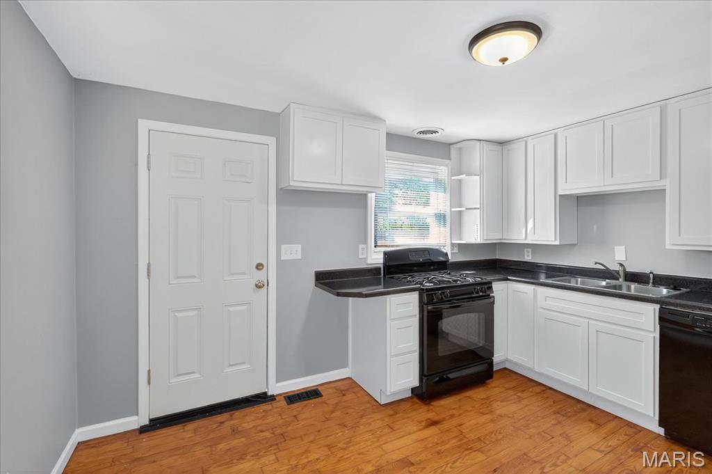 St Louis, Missouri 63116, United States, 1 Bedroom Bedrooms, ,1 BathroomBathrooms,Residential,Active,230714