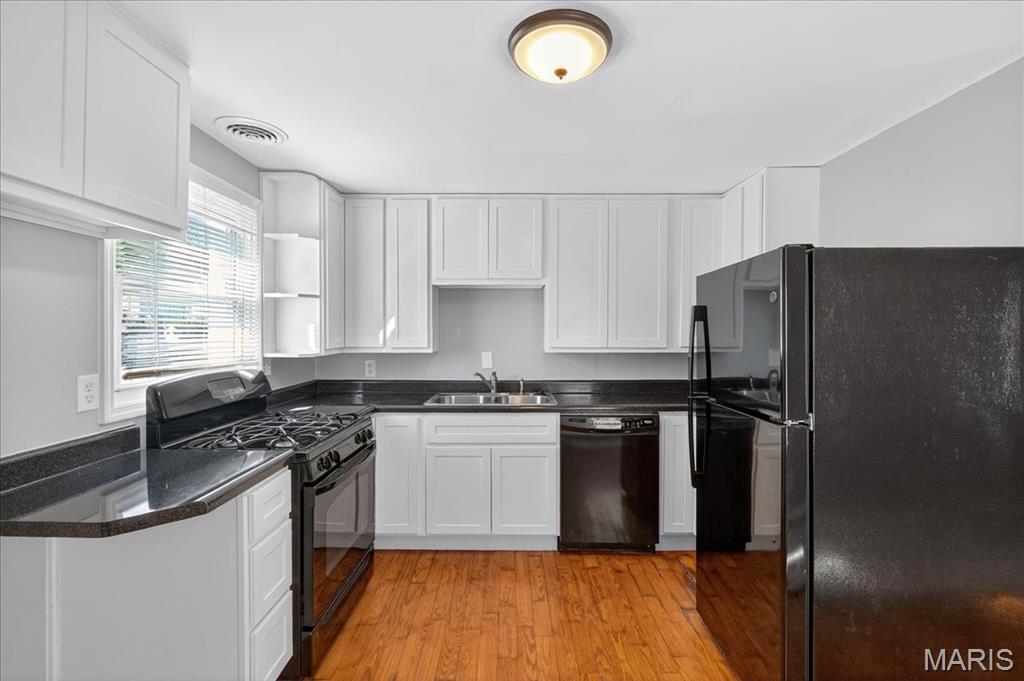 St Louis, Missouri 63116, United States, 1 Bedroom Bedrooms, ,1 BathroomBathrooms,Residential,Active,230714