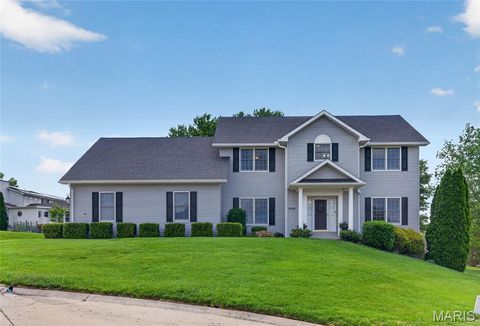 Photo of 1719 Delaware Place, Cape Girardeau, MO 63701 (MLS # 26028412)
