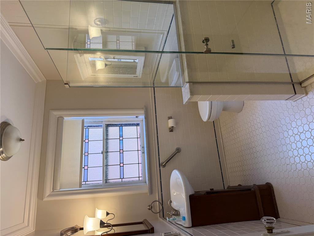 7261 Delmar Blvd Condo - Residential Lease