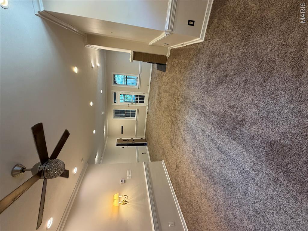 7261 Delmar Blvd Condo - Residential Lease