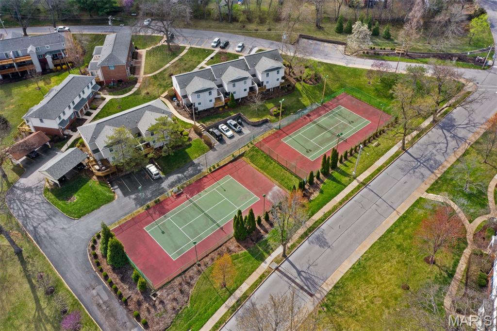 Brentwood Forest Condo Ph Six - Residential