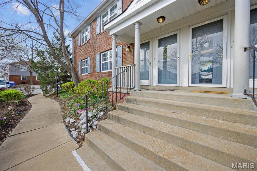 Brentwood Forest Condo Ph Six - Residential