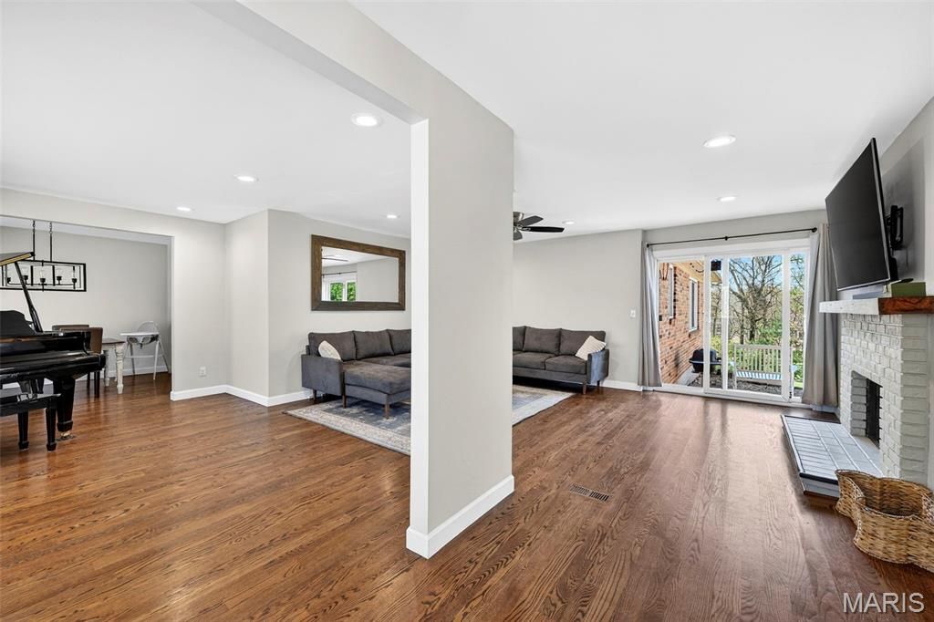 Photo of 5749 Lost Brook Court, St Louis, MO 63129 (MLS # 26020102)