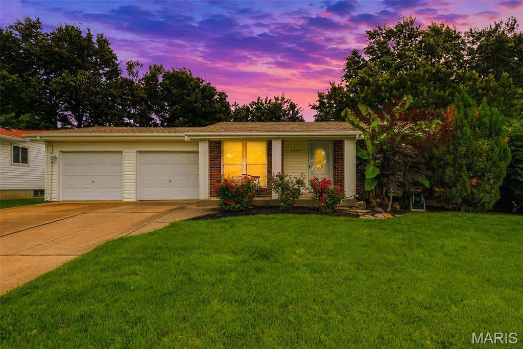 Photo of 1815 Keeven Lane, Florissant, MO 63031 (MLS # 26036523)