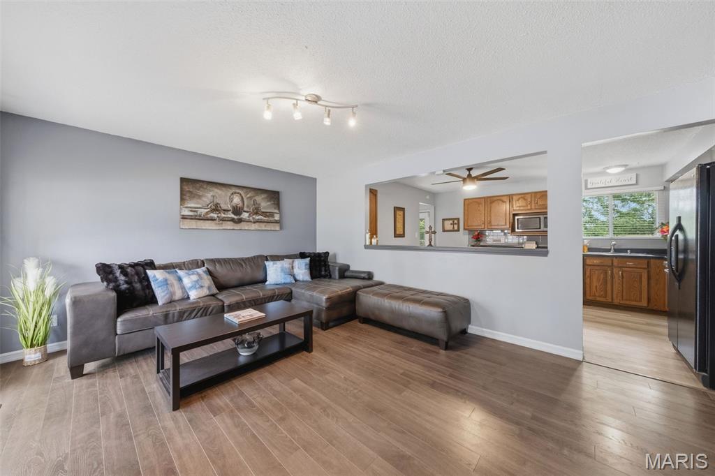 Photo of 1815 Keeven Lane, Florissant, MO 63031 (MLS # 26036523)