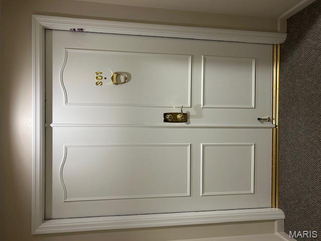 Villas At Golfview Condo The - Residential