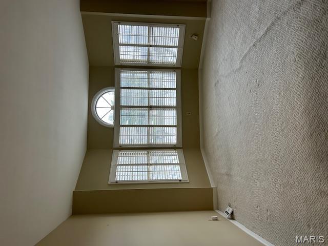 Villas At Golfview Condo The - Residential