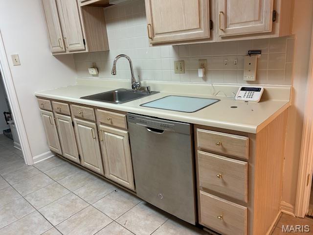 Villas At Golfview Condo The - Residential