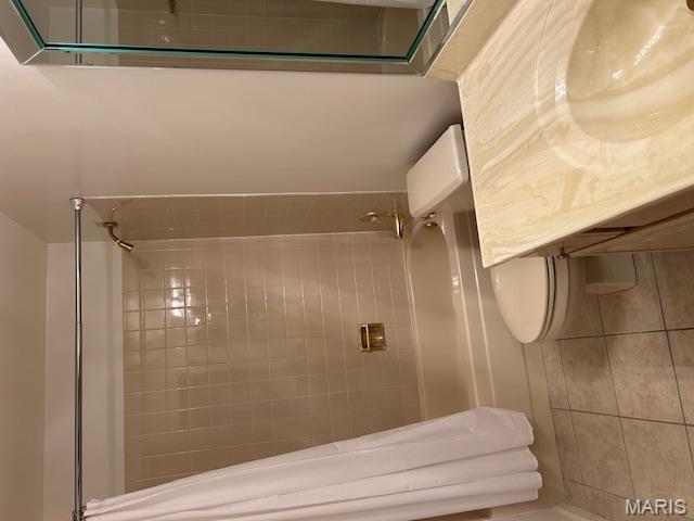 Villas At Golfview Condo The - Residential