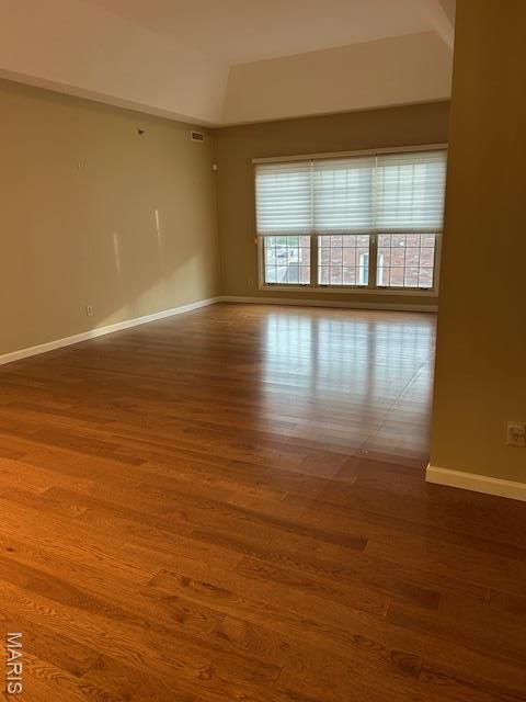 Tiny photo for 567 Sarah Lane #301, Creve Coeur, MO 63141 (MLS # 25077594)