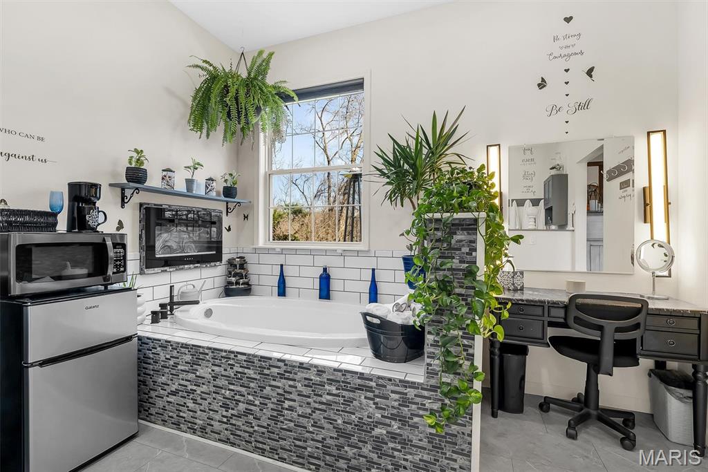Old Harvey Smith Prop - Residential