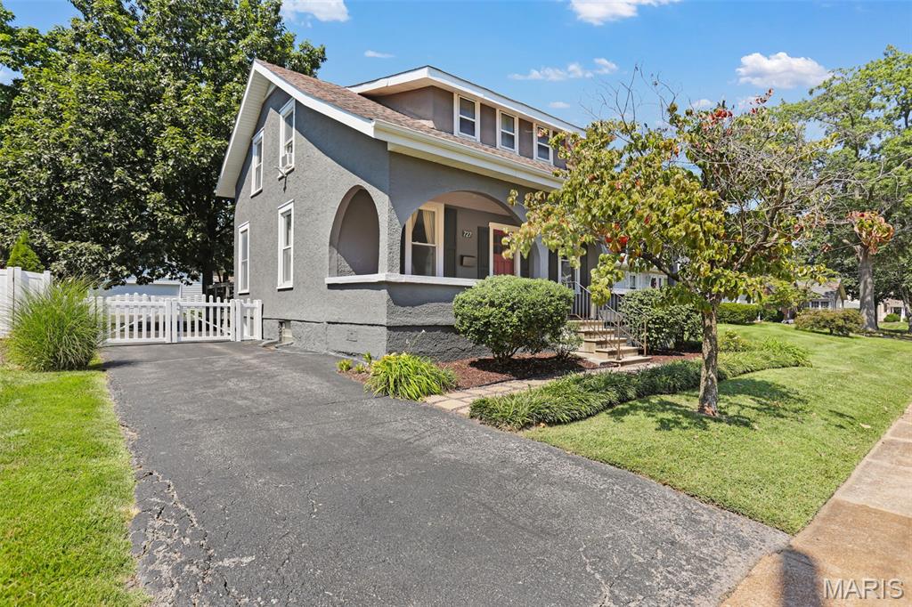 727 Evans Avenue