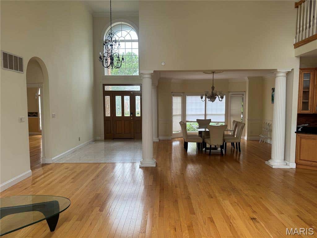Photo of 14228 Manderleigh Woods Drive, Chesterfield, MO 63017 (MLS # 26053556)