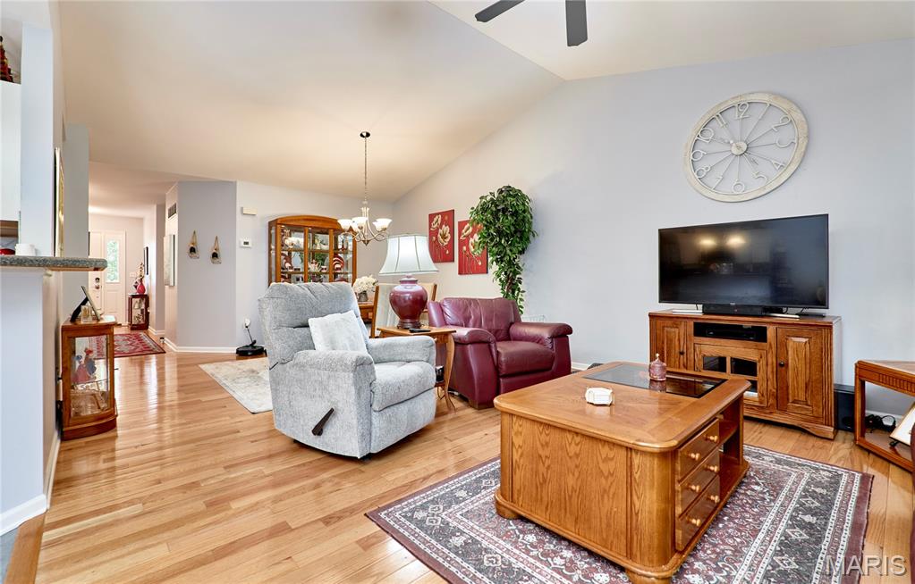 Villas/Windcrest 03 - Residential