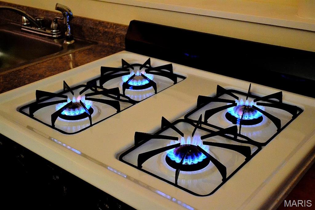 King Bee Lofts - Residential Lease