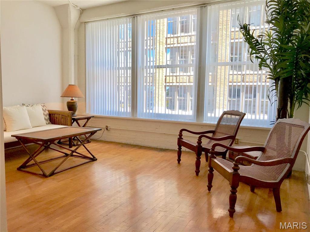 King Bee Lofts - Residential Lease