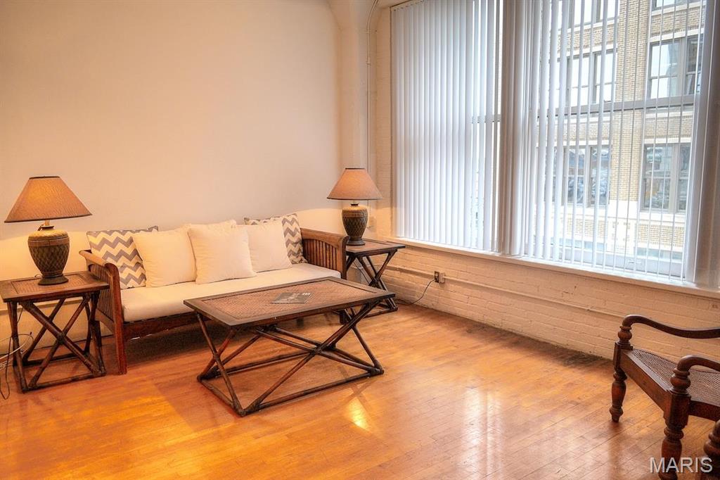 King Bee Lofts - Residential Lease